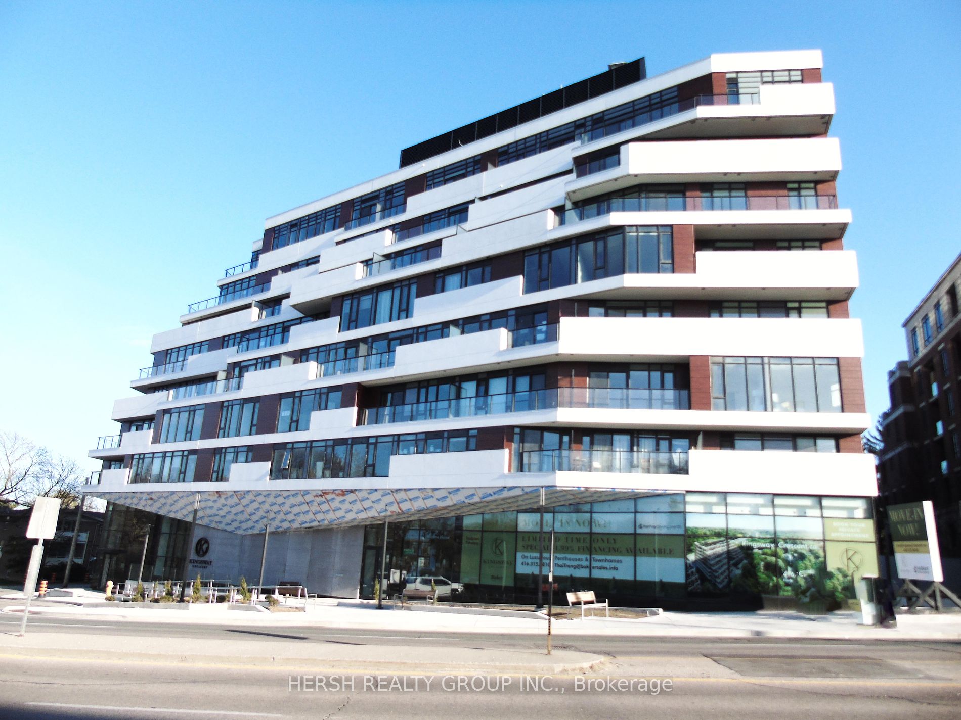 160 Kingsway Cres, #411