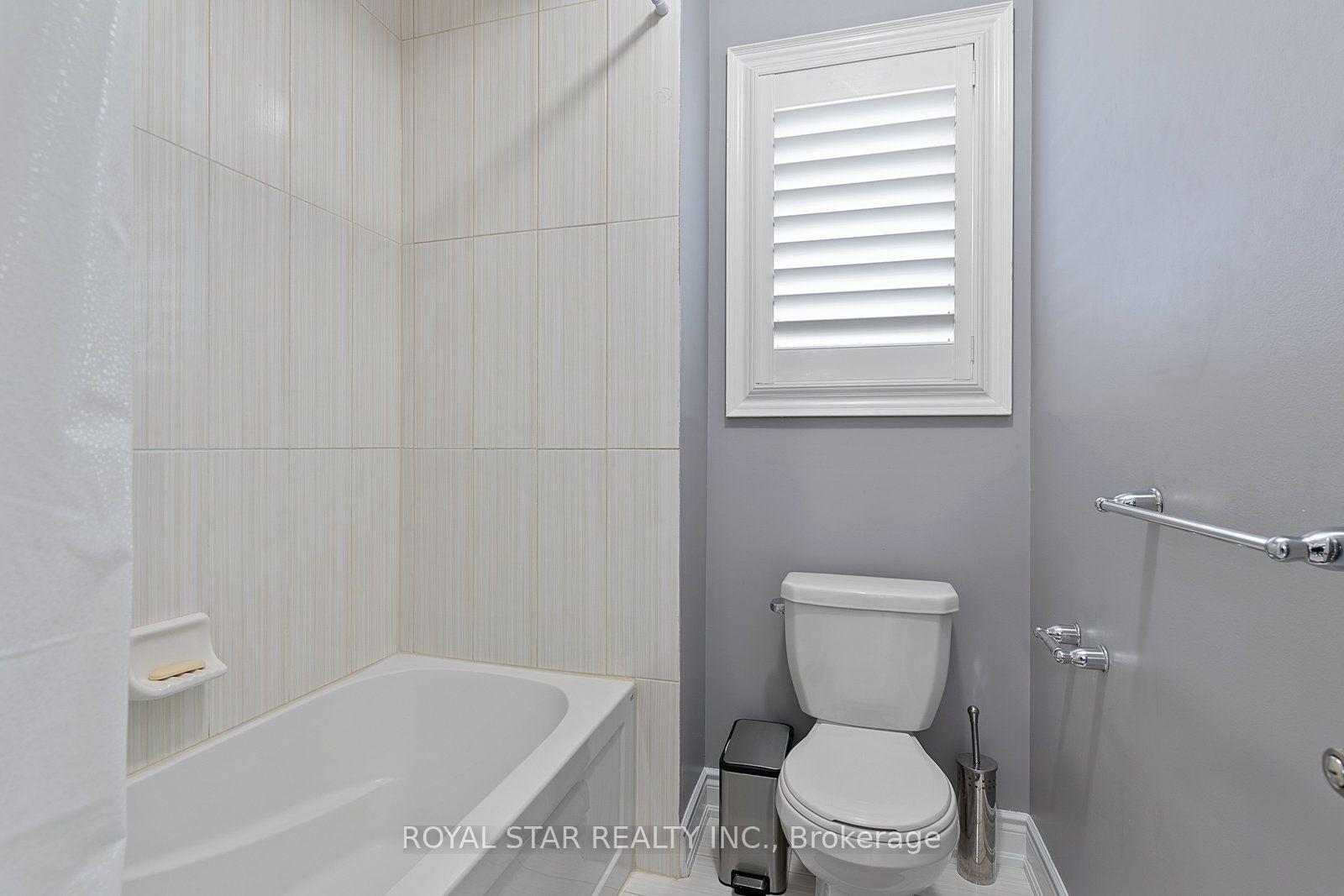 4 Martin Byrne Dr