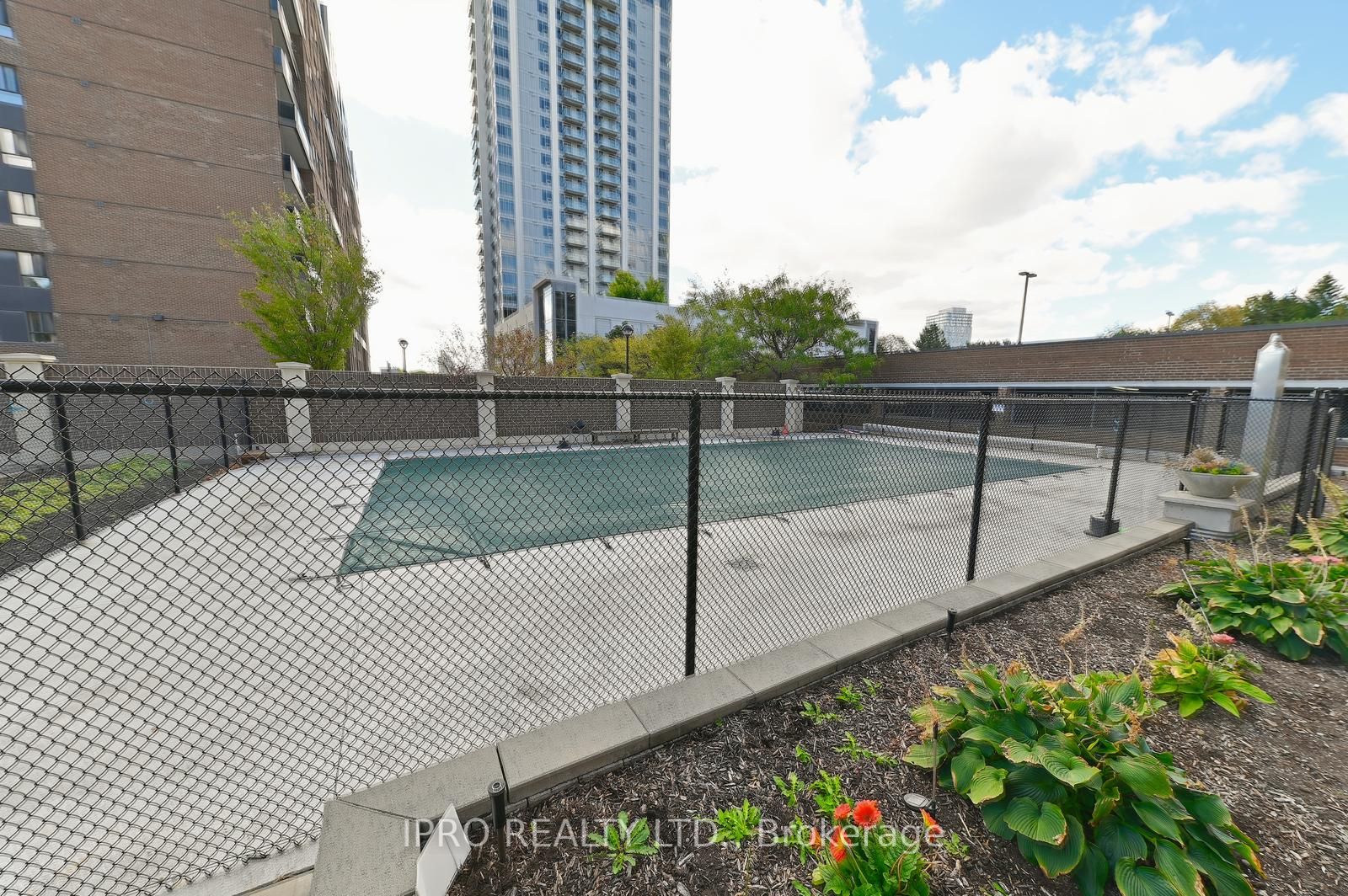 4 Lisa Street, #511