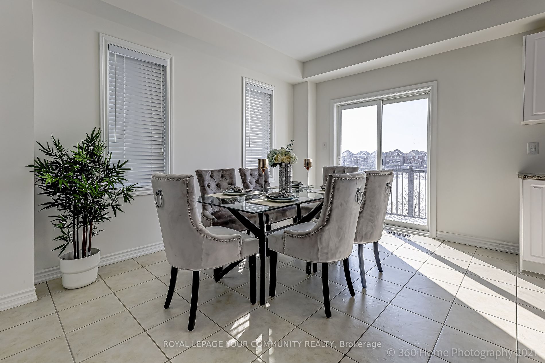 8 Pomarine Way