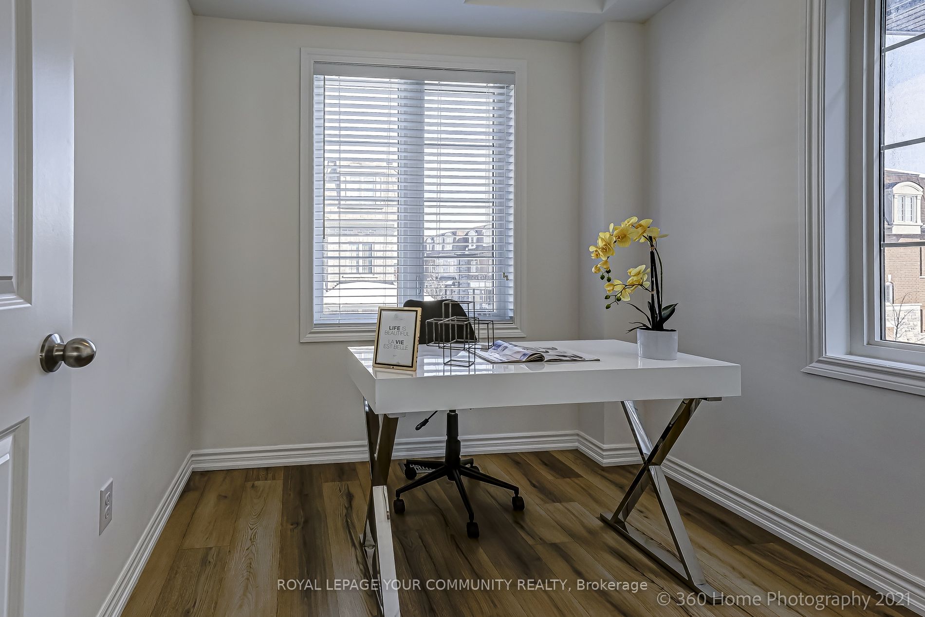 8 Pomarine Way