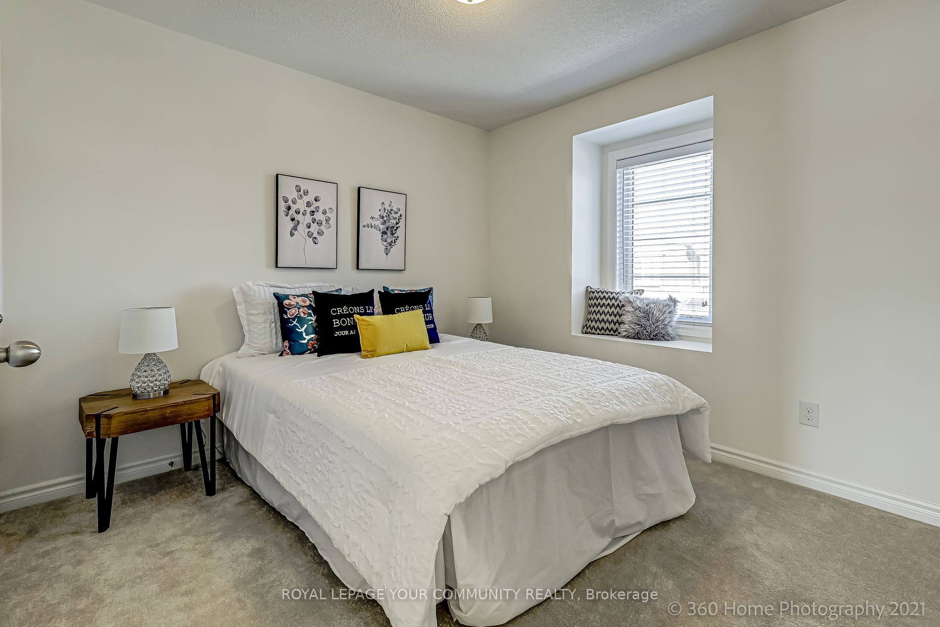 8 Pomarine Way