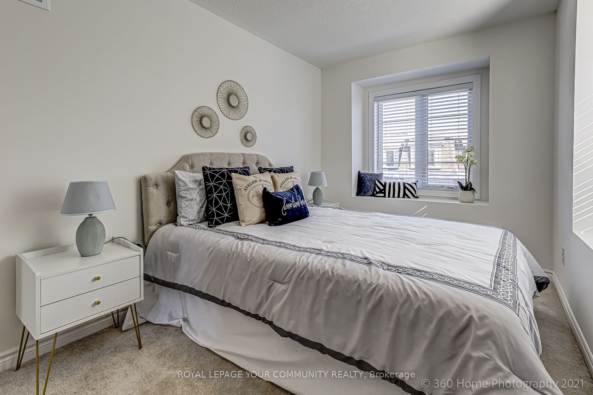 8 Pomarine Way