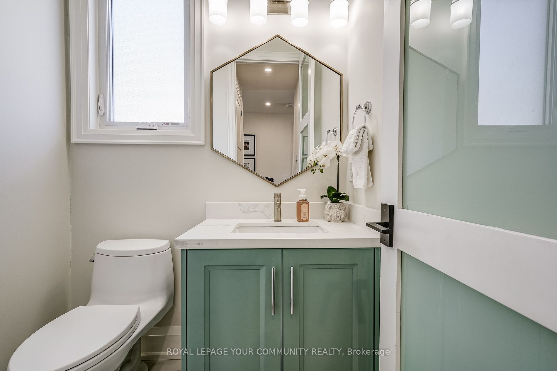 31 Chappel Hill Rd