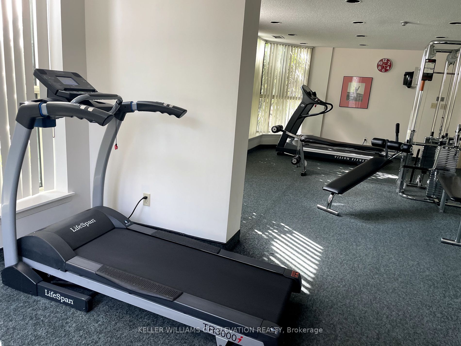 2091 Hurontario Street, #707