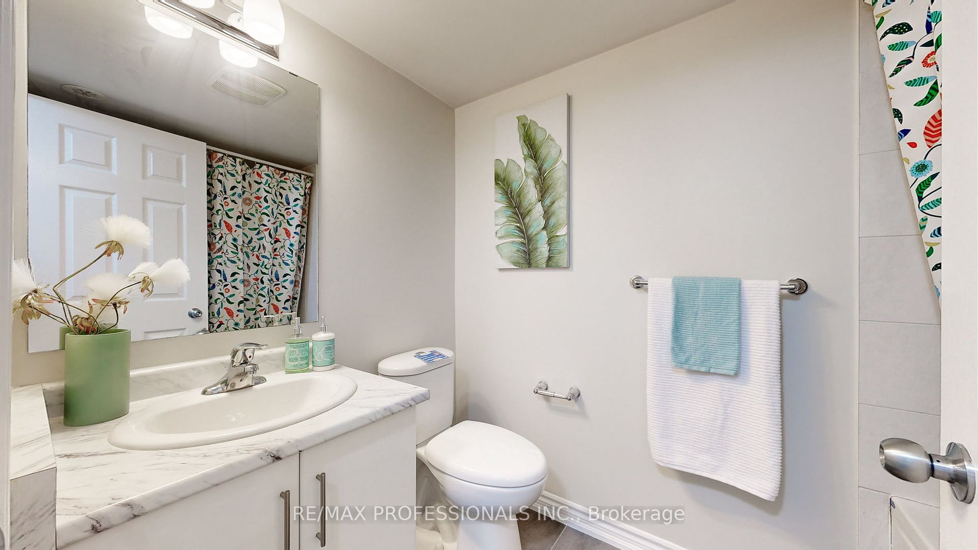 20 Carnation Avenue, #48