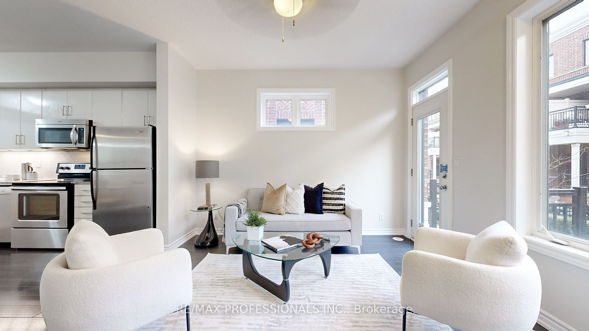 20 Carnation Avenue, #48