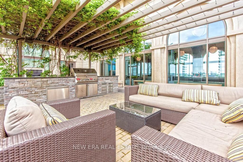 385 Prince Of Wales Drive, #1408