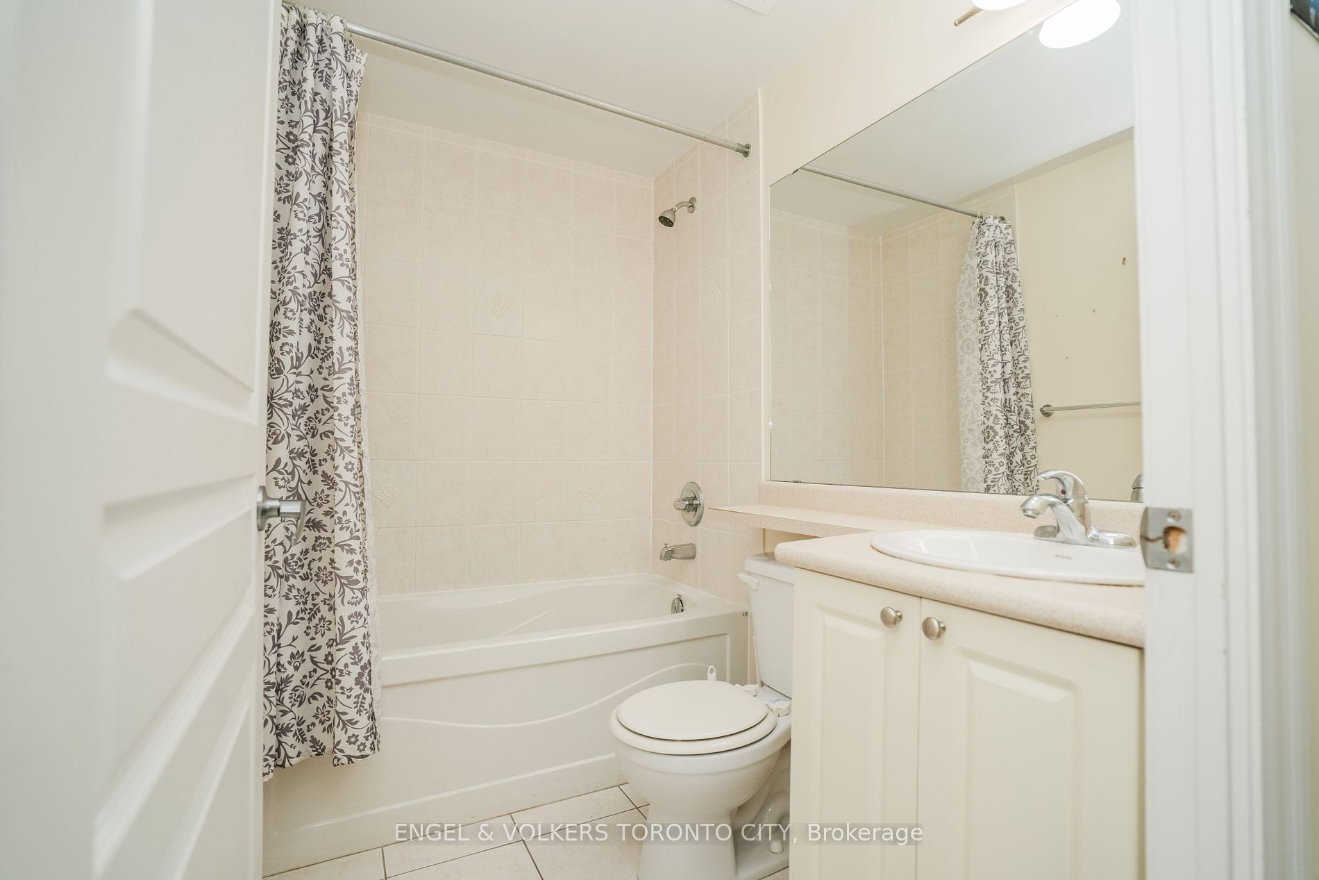 225 Webb Drive, #2104