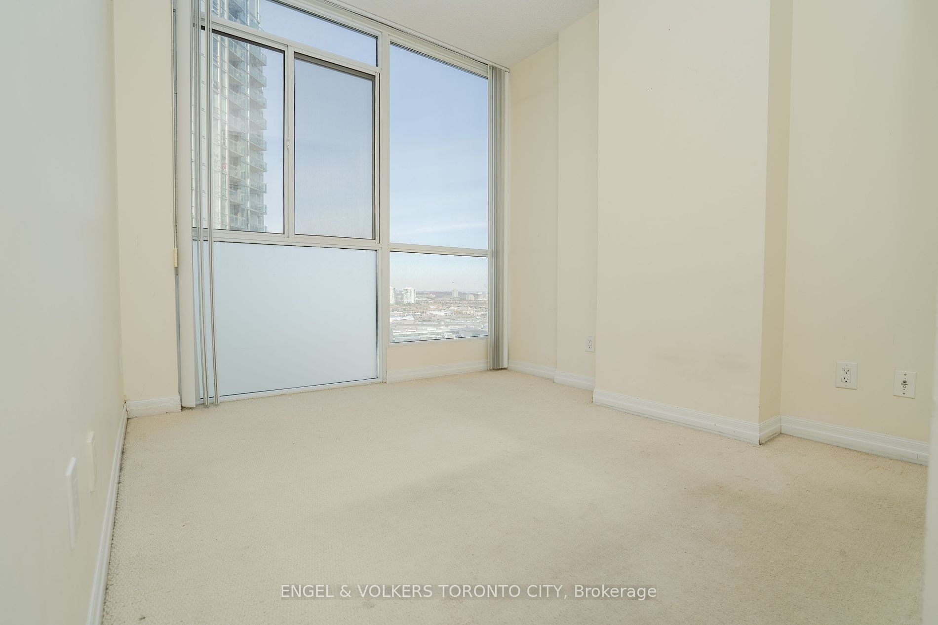 225 Webb Drive, #2104