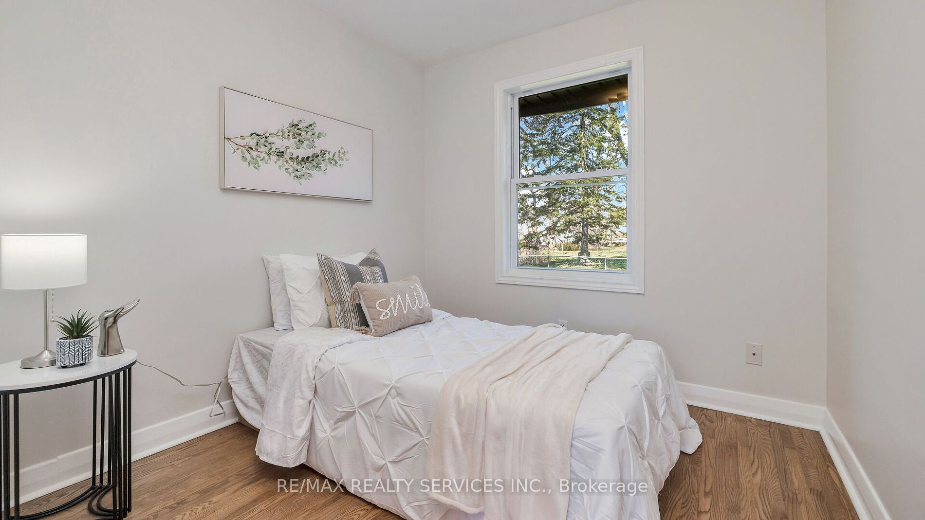 2287 Glenwood School Drive