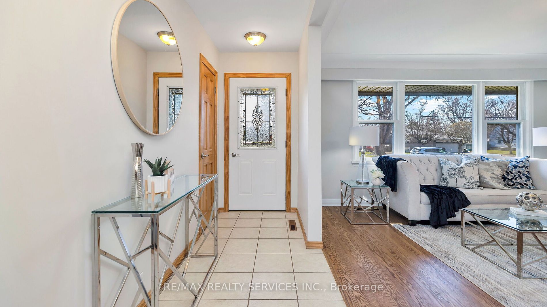 2287 Glenwood School Drive