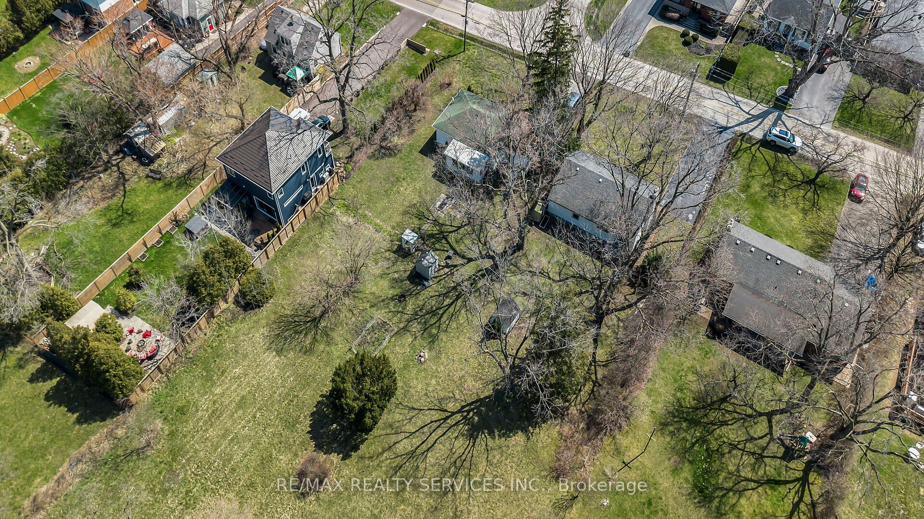 2287 Glenwood School Drive