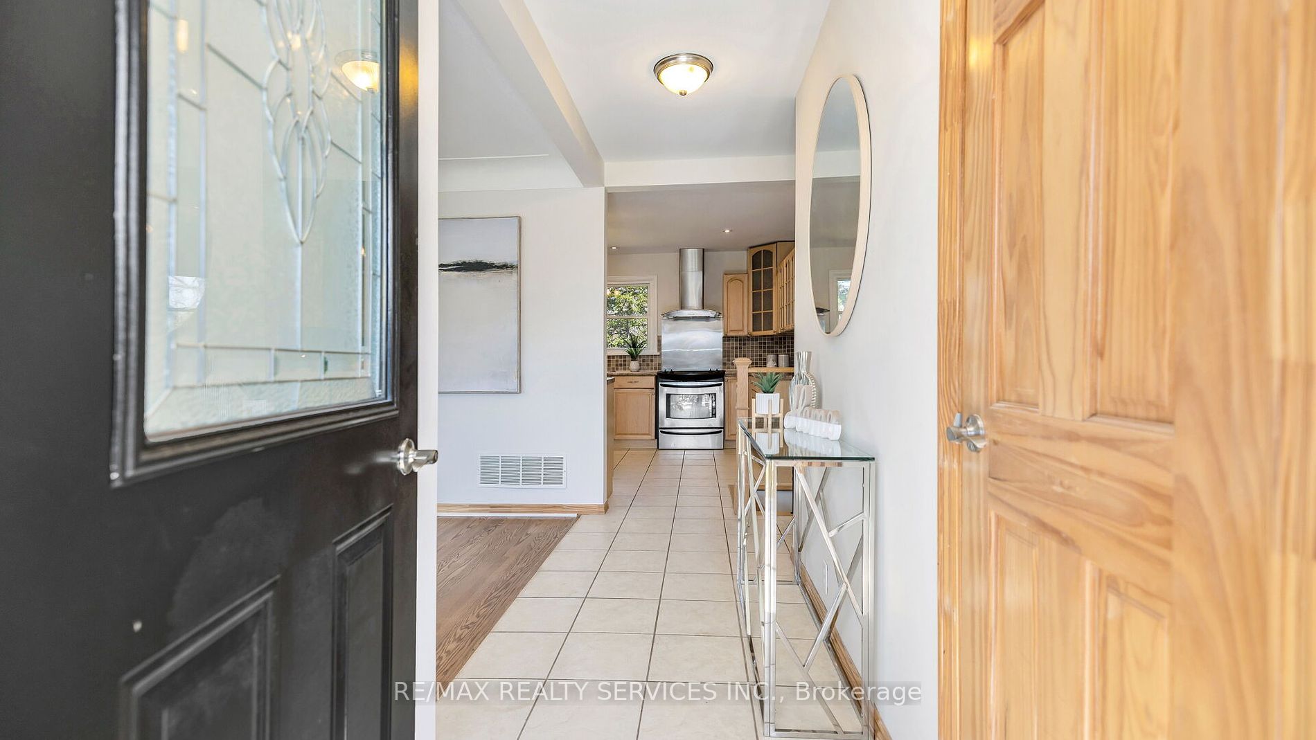 2287 Glenwood School Drive