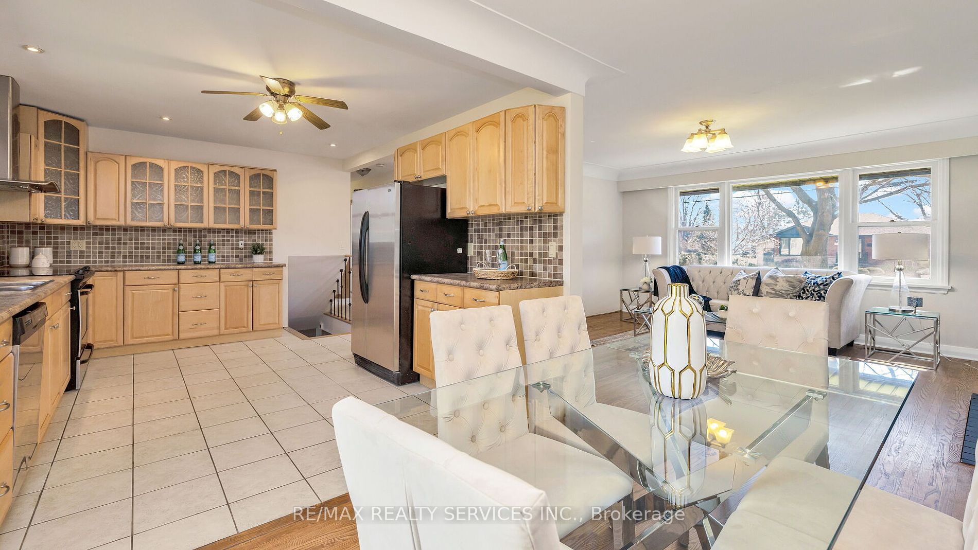 2287 Glenwood School Drive