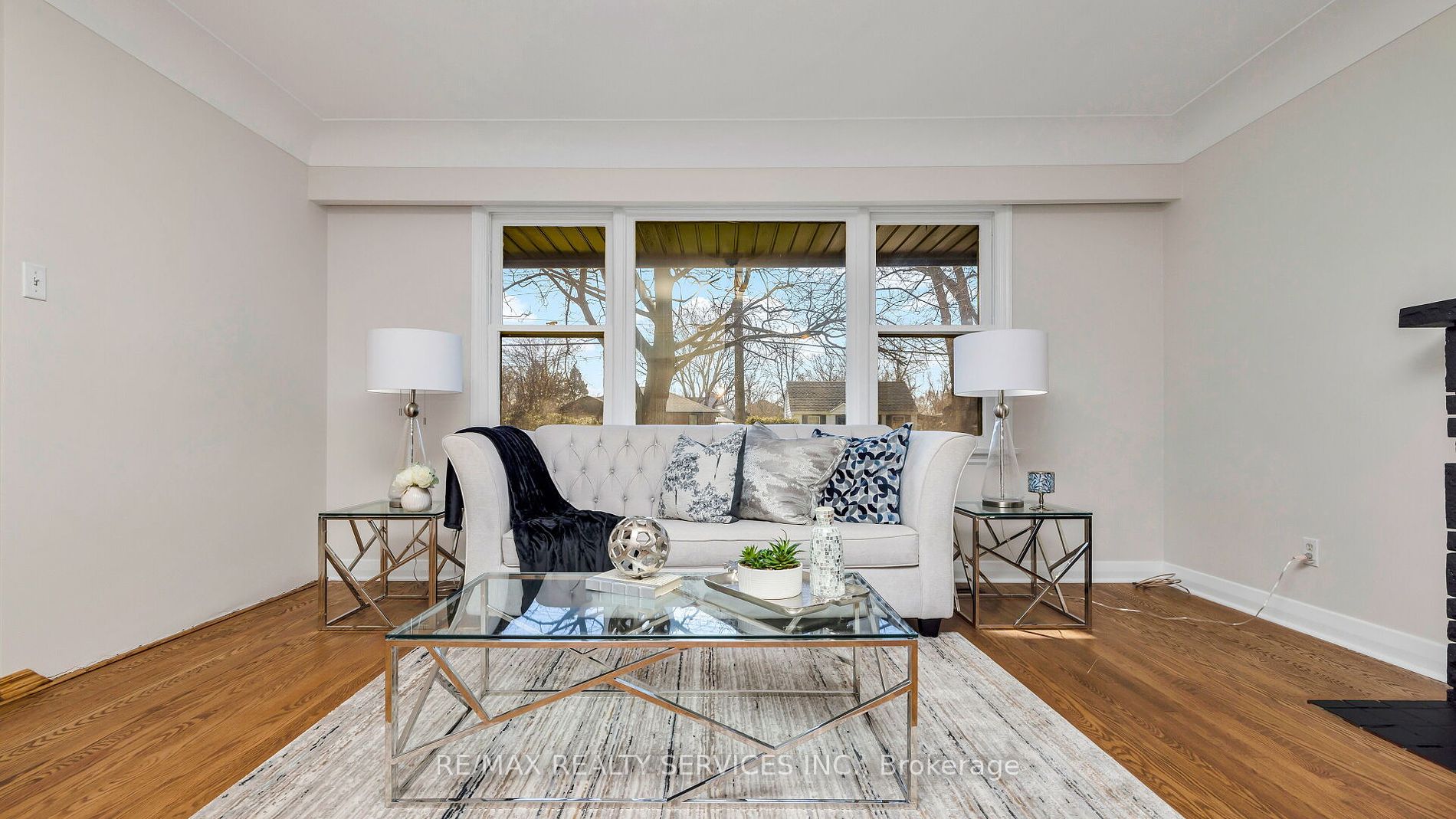 2287 Glenwood School Drive