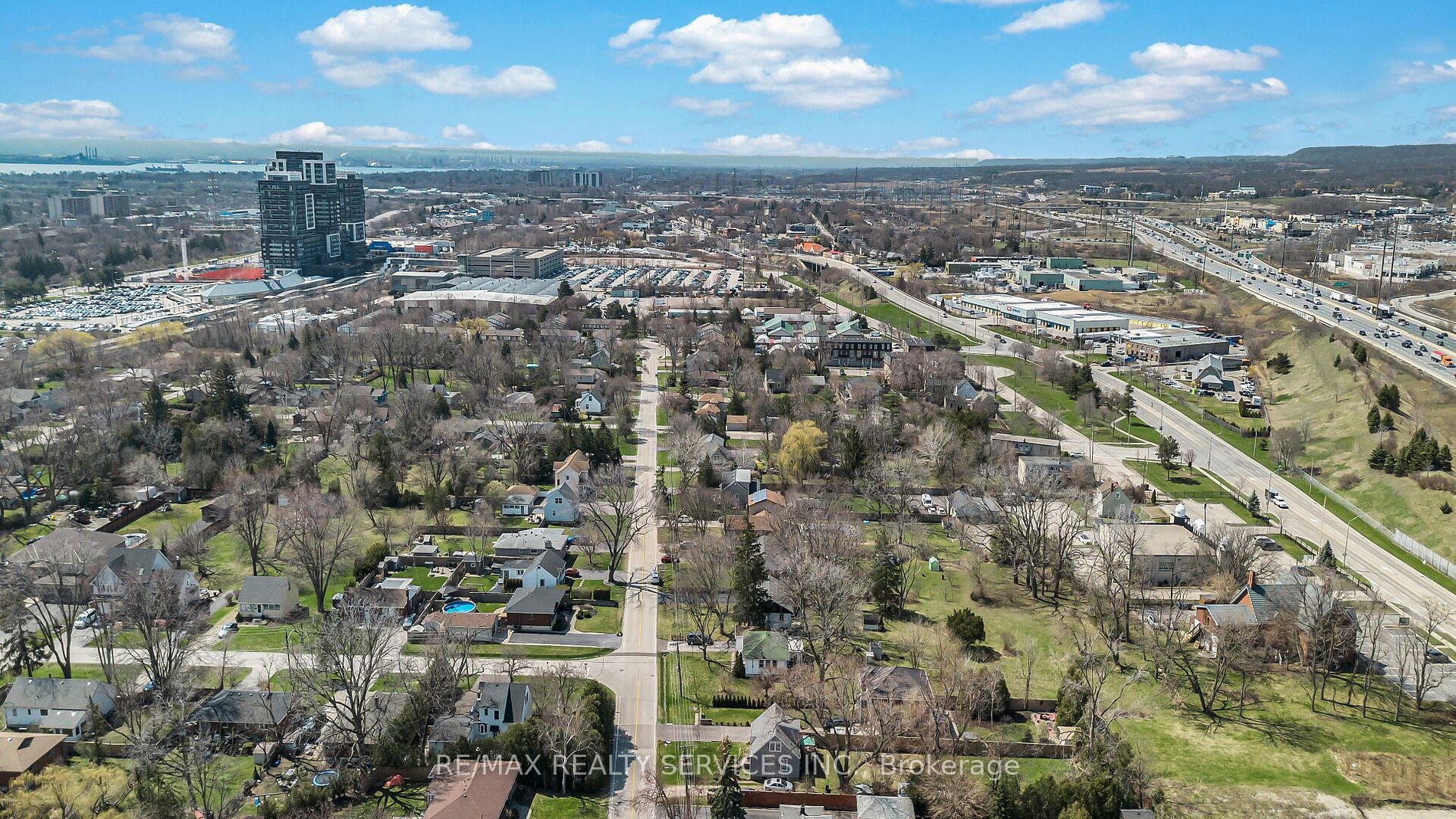 2287 Glenwood School Drive