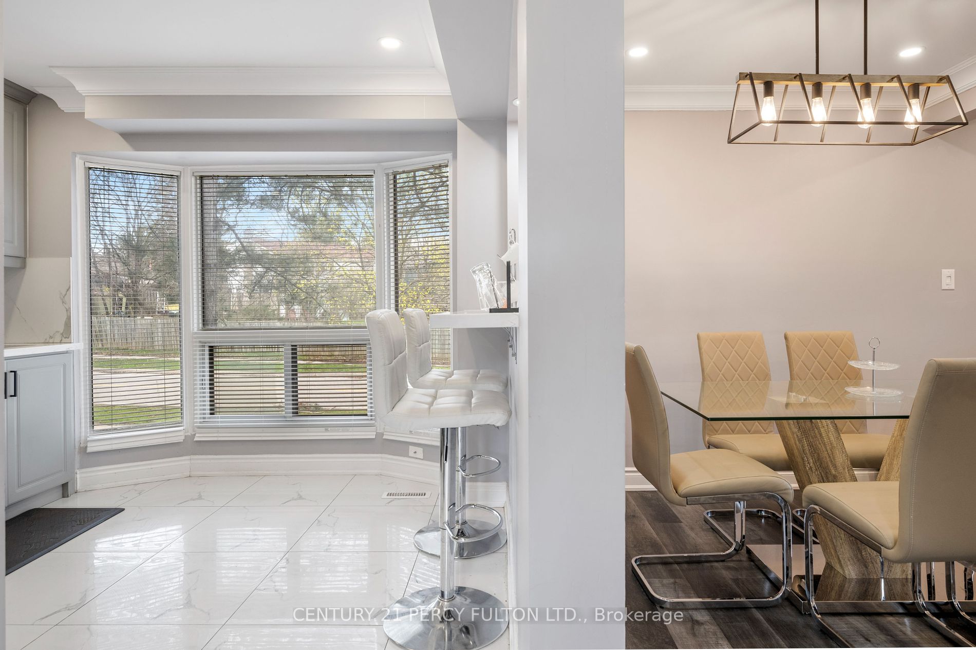 59 Kenninghall Blvd, #2