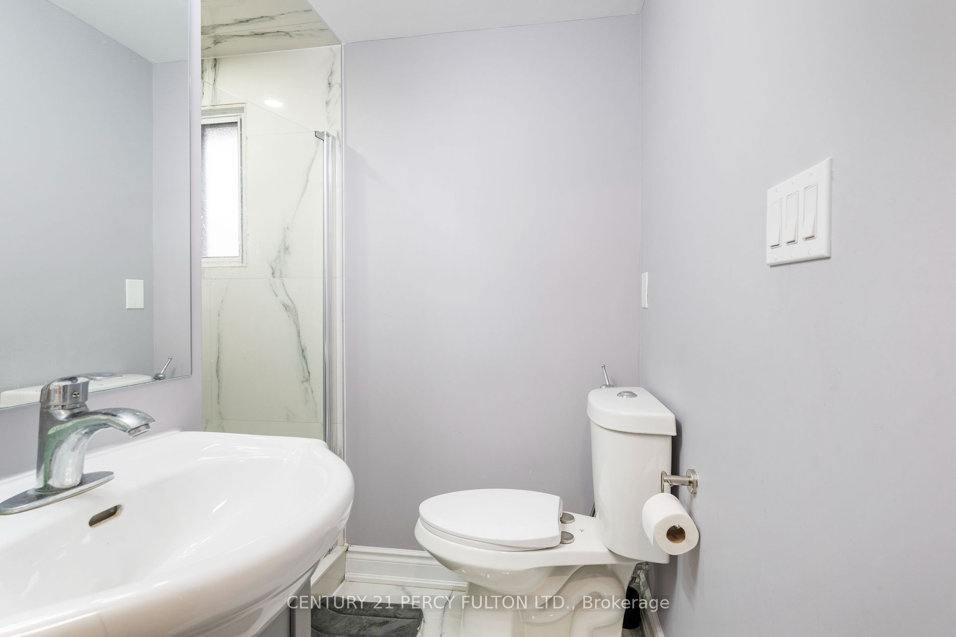 59 Kenninghall Blvd, #2
