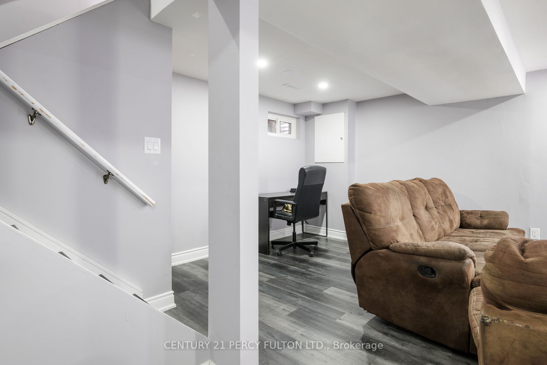 59 Kenninghall Blvd, #2