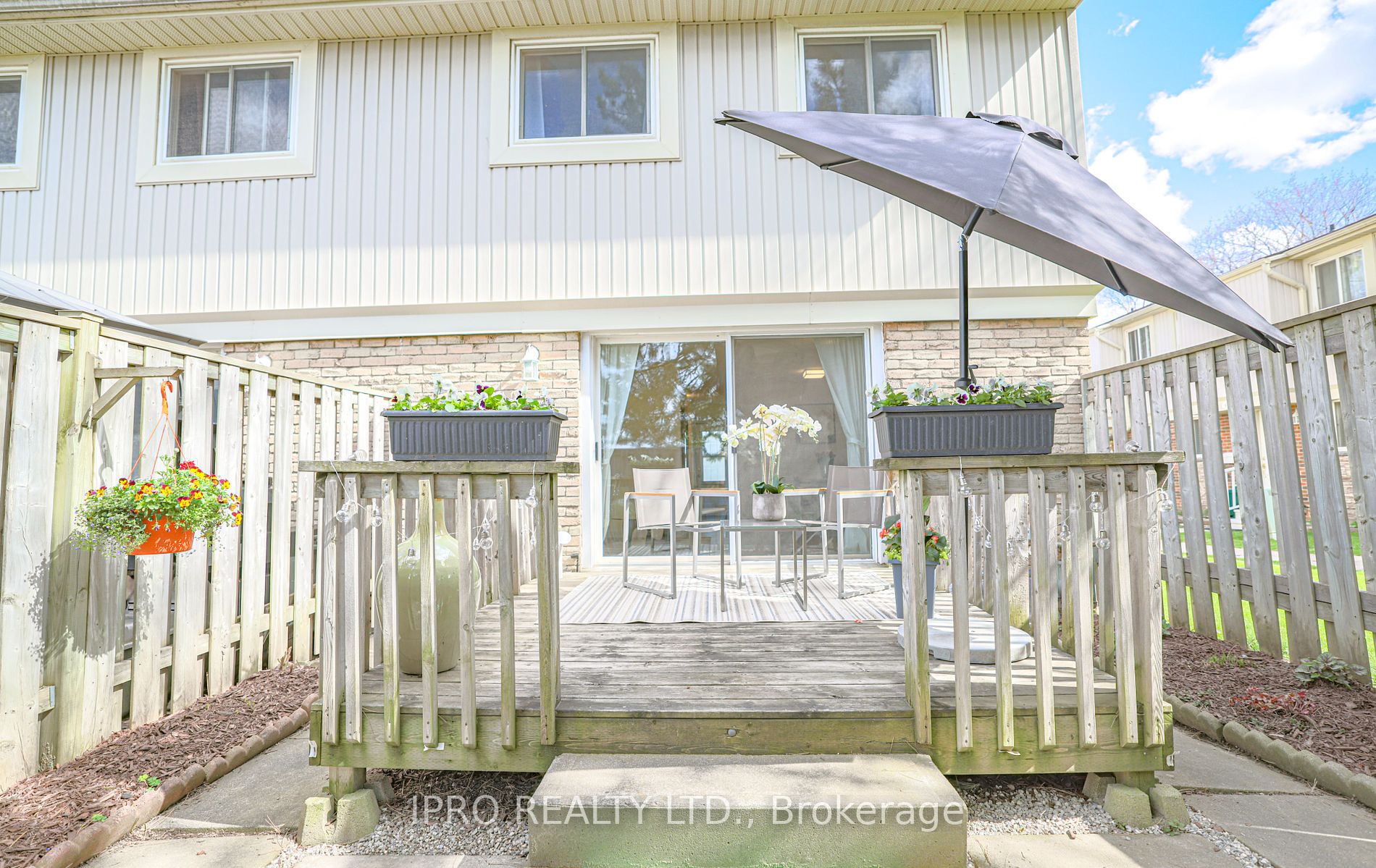 561 Childs Dr, #9
