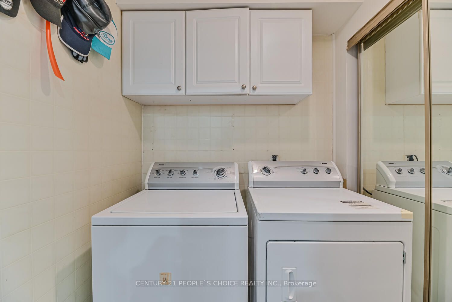 3384 Dovetail Mews