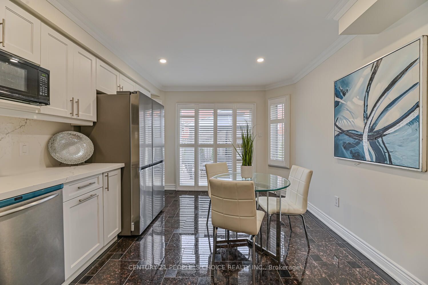 3384 Dovetail Mews