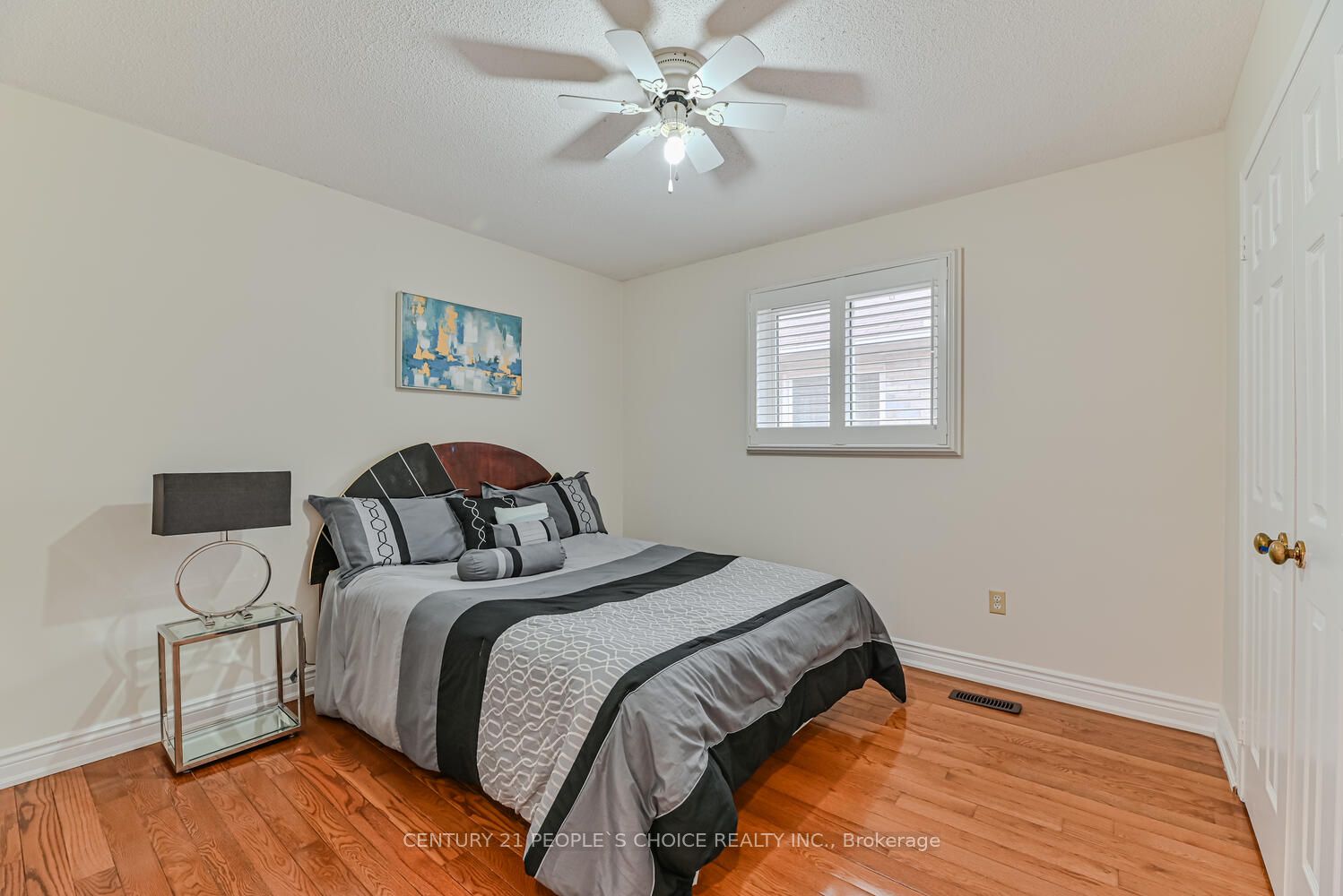3384 Dovetail Mews