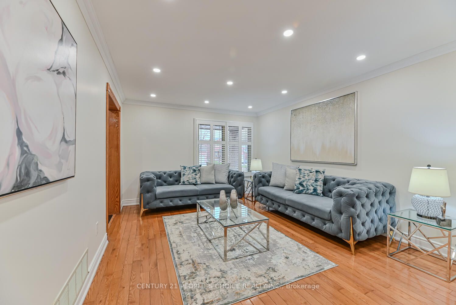 3384 Dovetail Mews