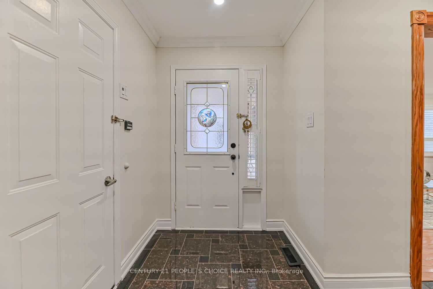 3384 Dovetail Mews