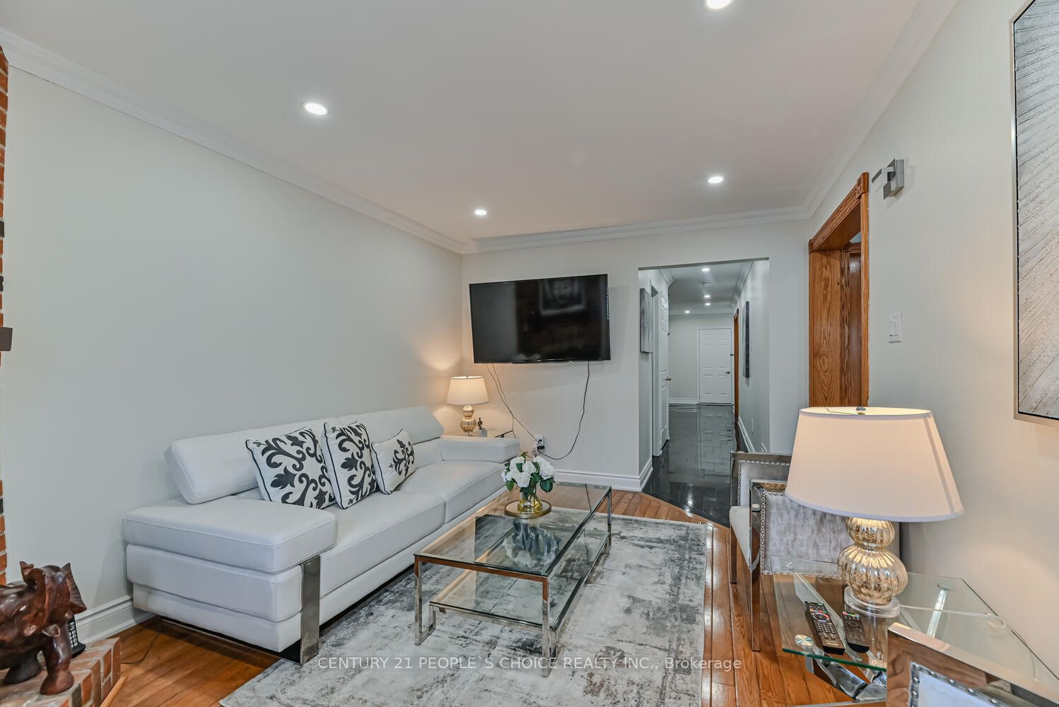 3384 Dovetail Mews