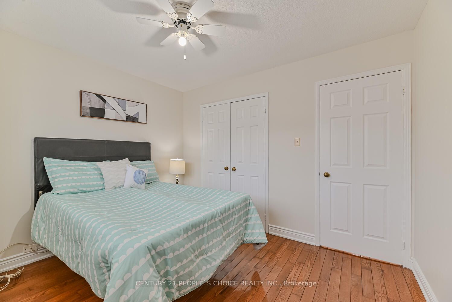 3384 Dovetail Mews