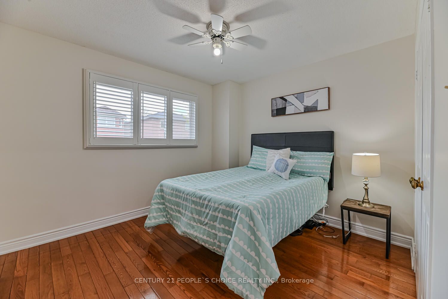 3384 Dovetail Mews
