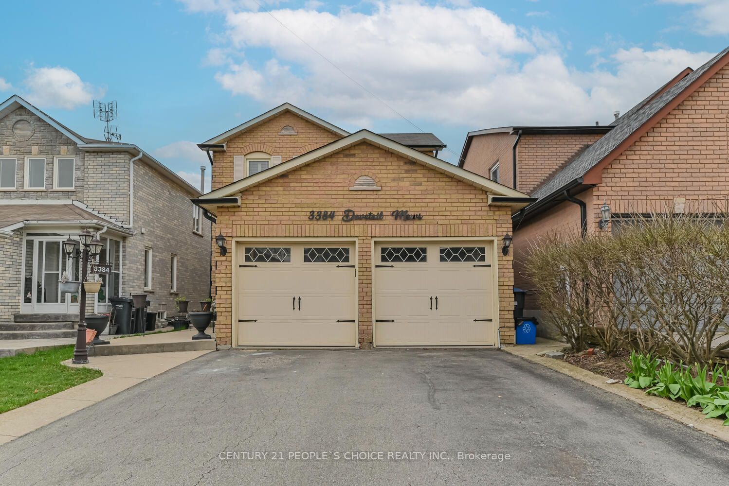 3384 Dovetail Mews