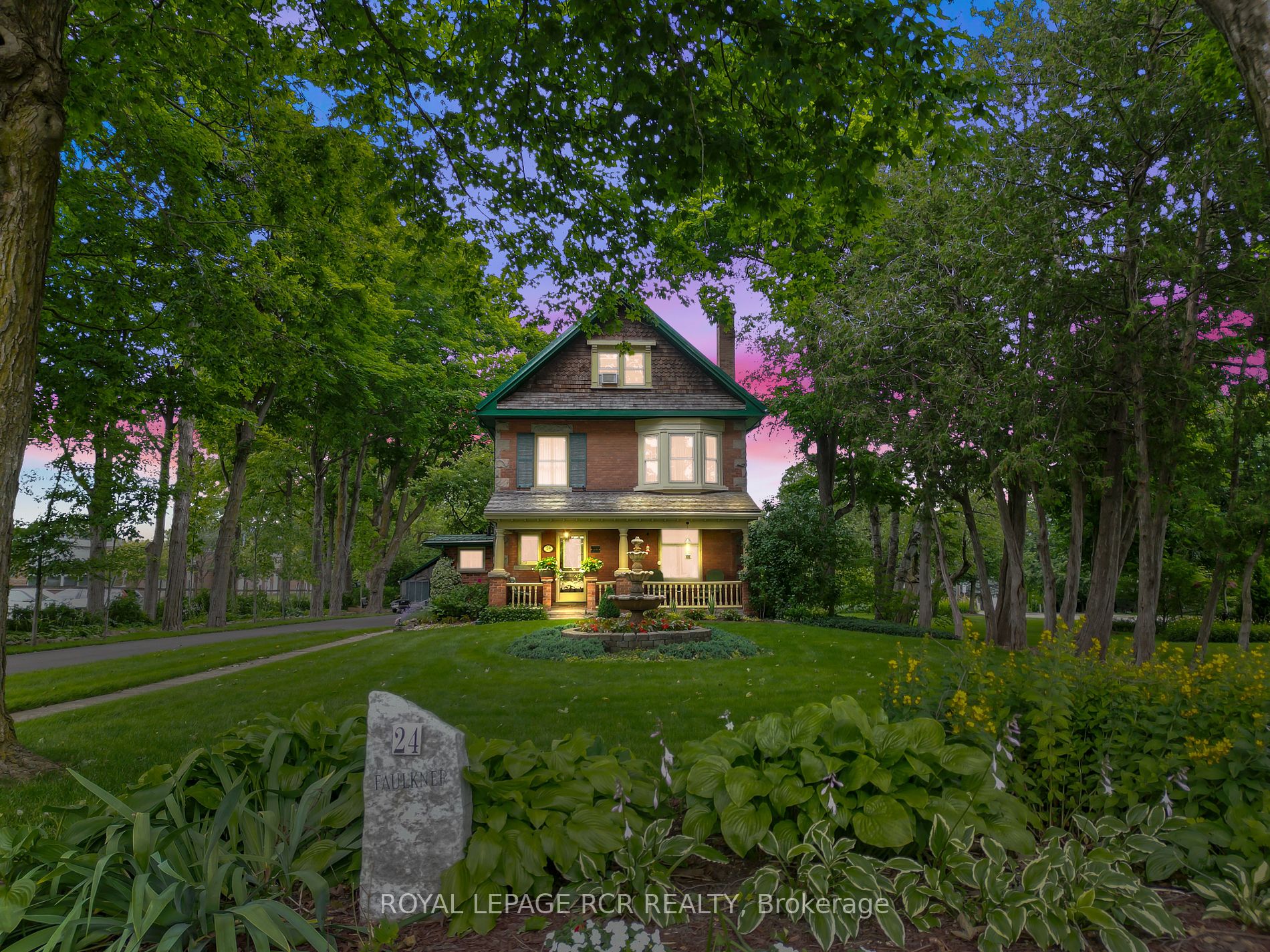 24 Faulkner Street