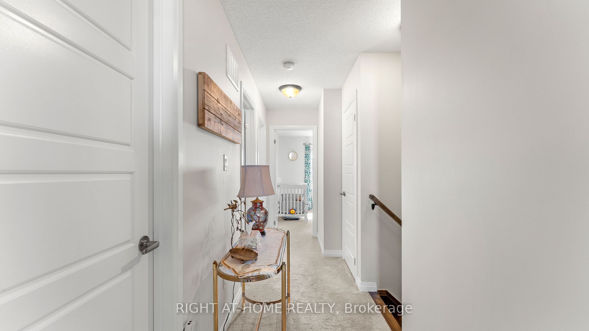 739 Banks Crescent