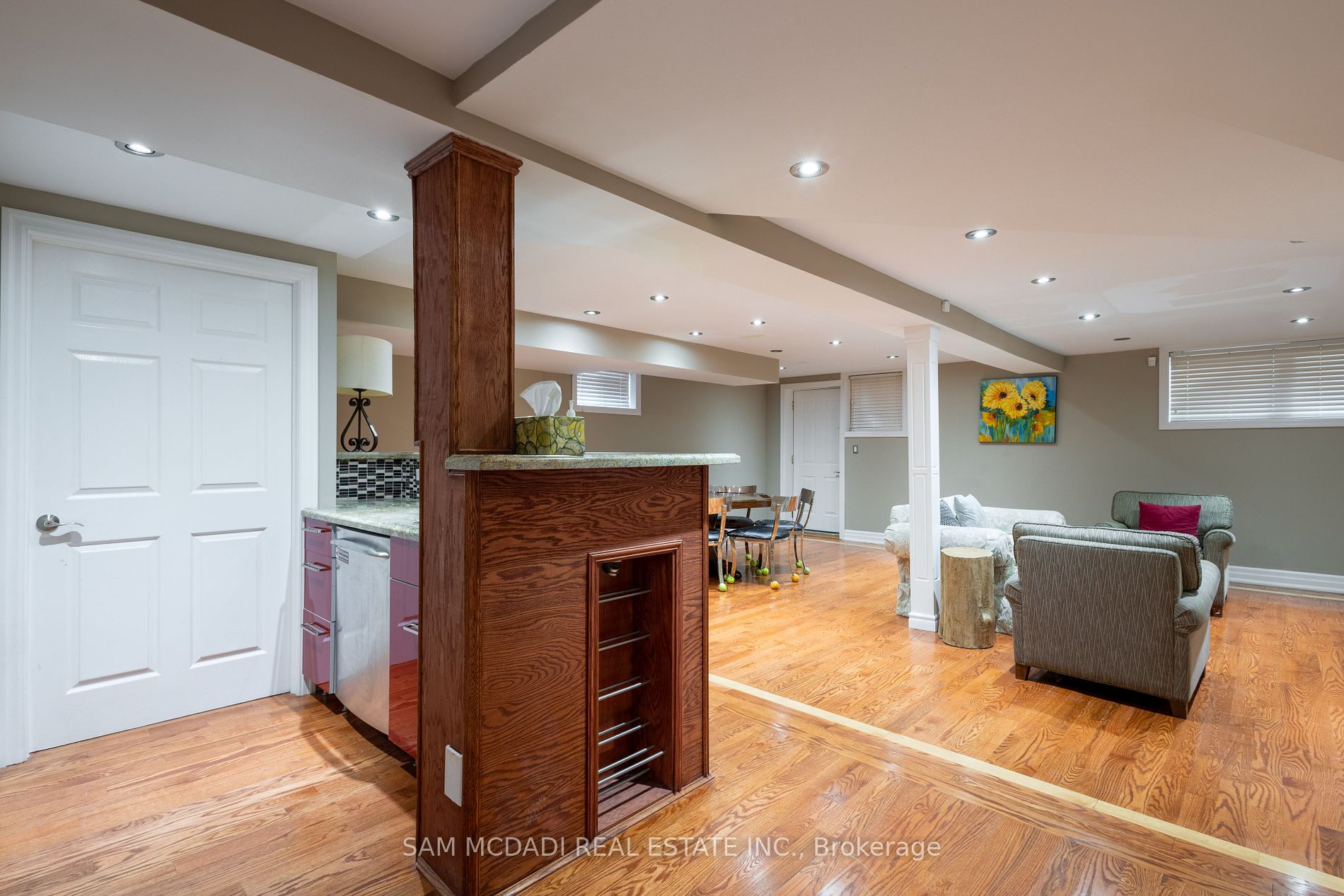 1142 Garden Rd