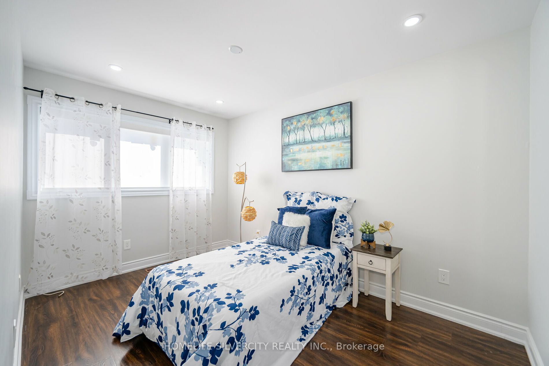 92 Cedarwood Crescent