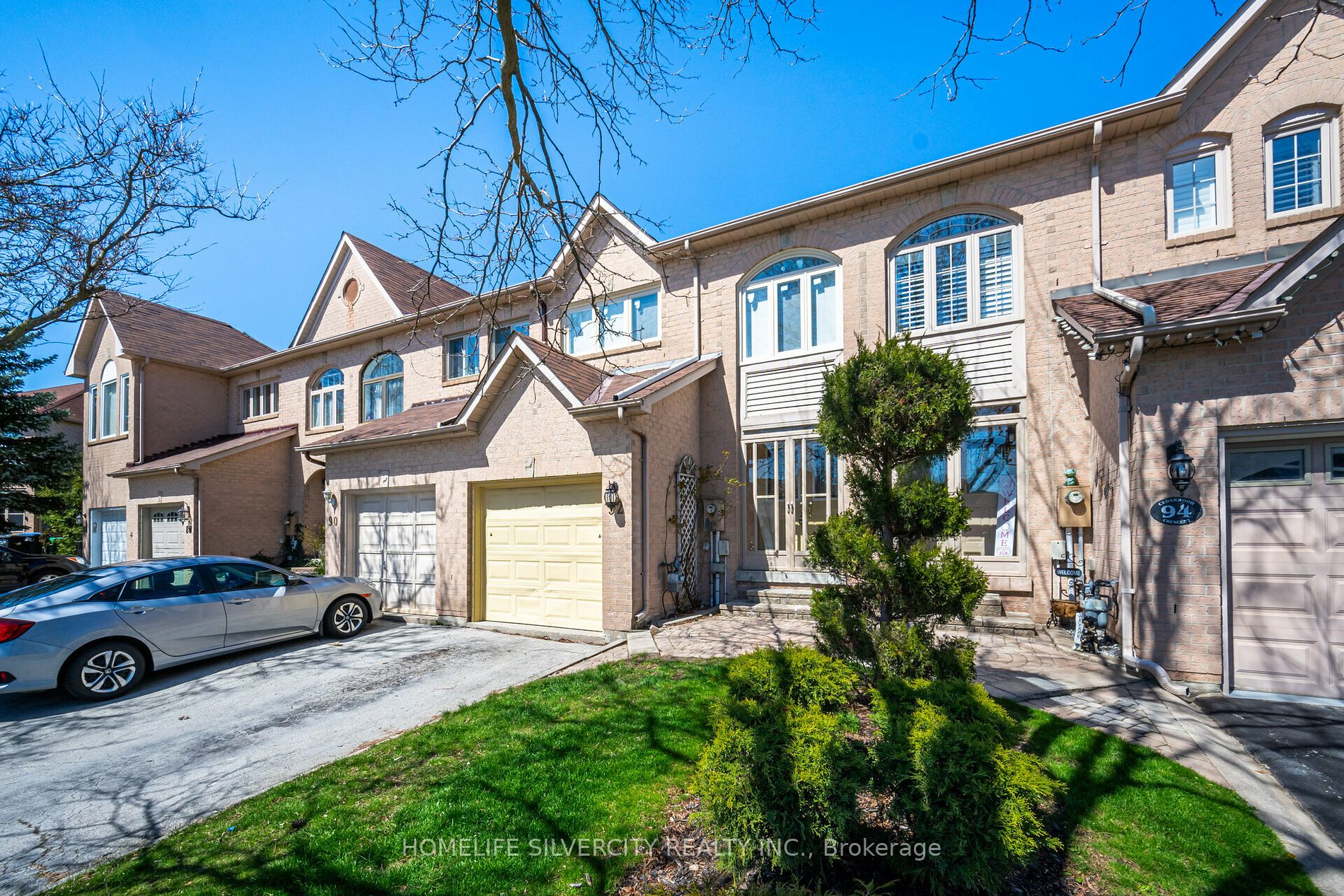 92 Cedarwood Crescent