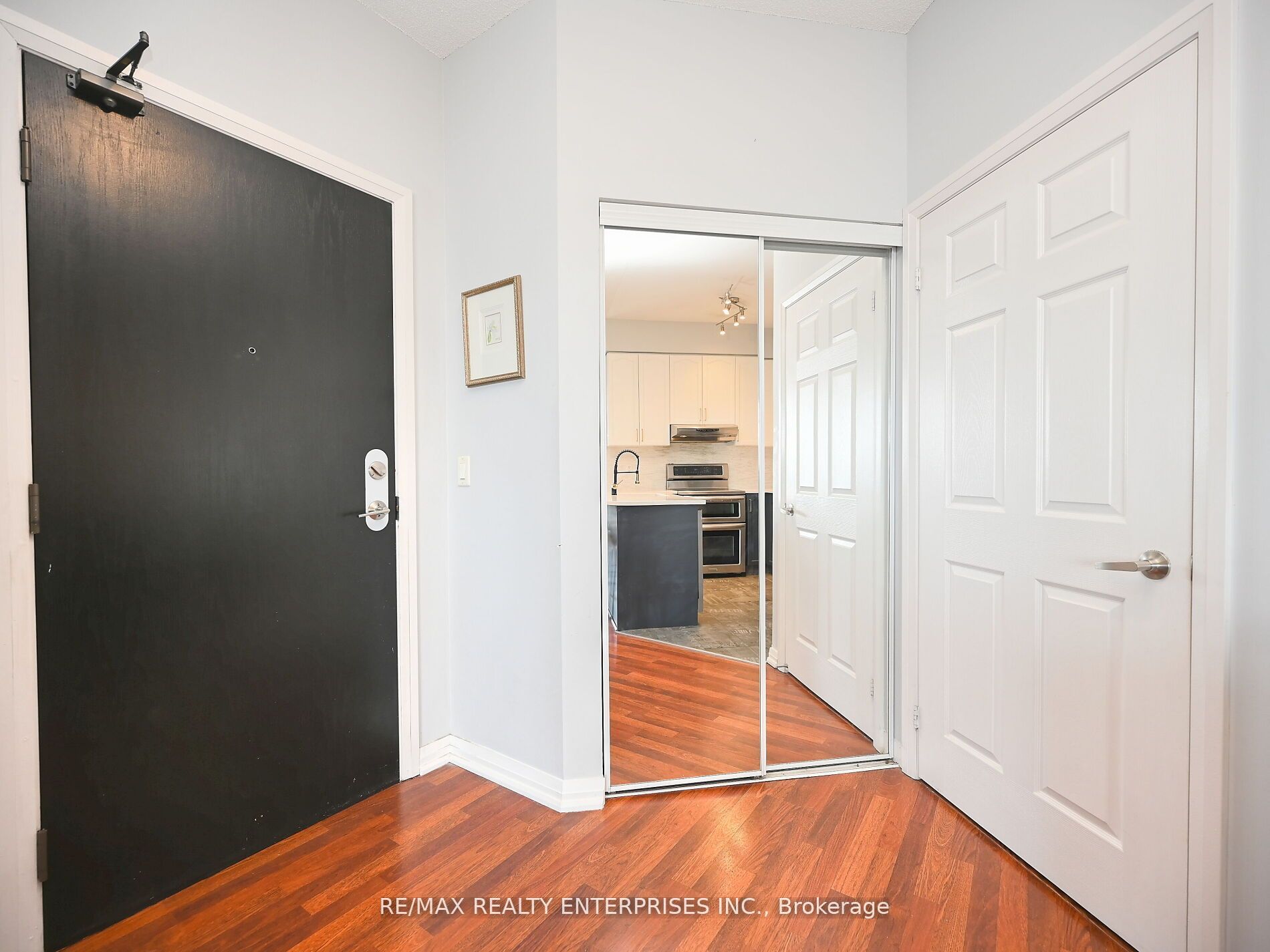 220 Forum Dr, #Ph 101