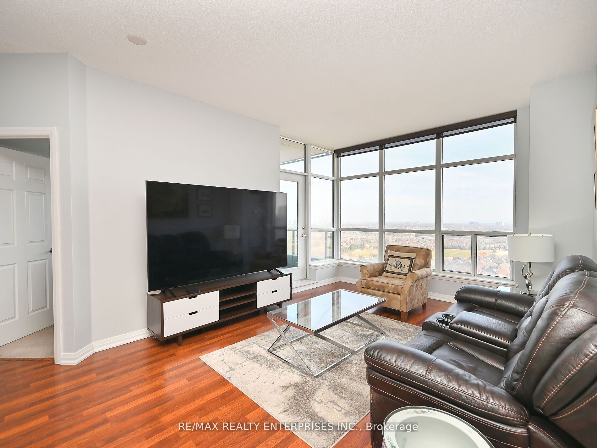 220 Forum Dr, #Ph 101