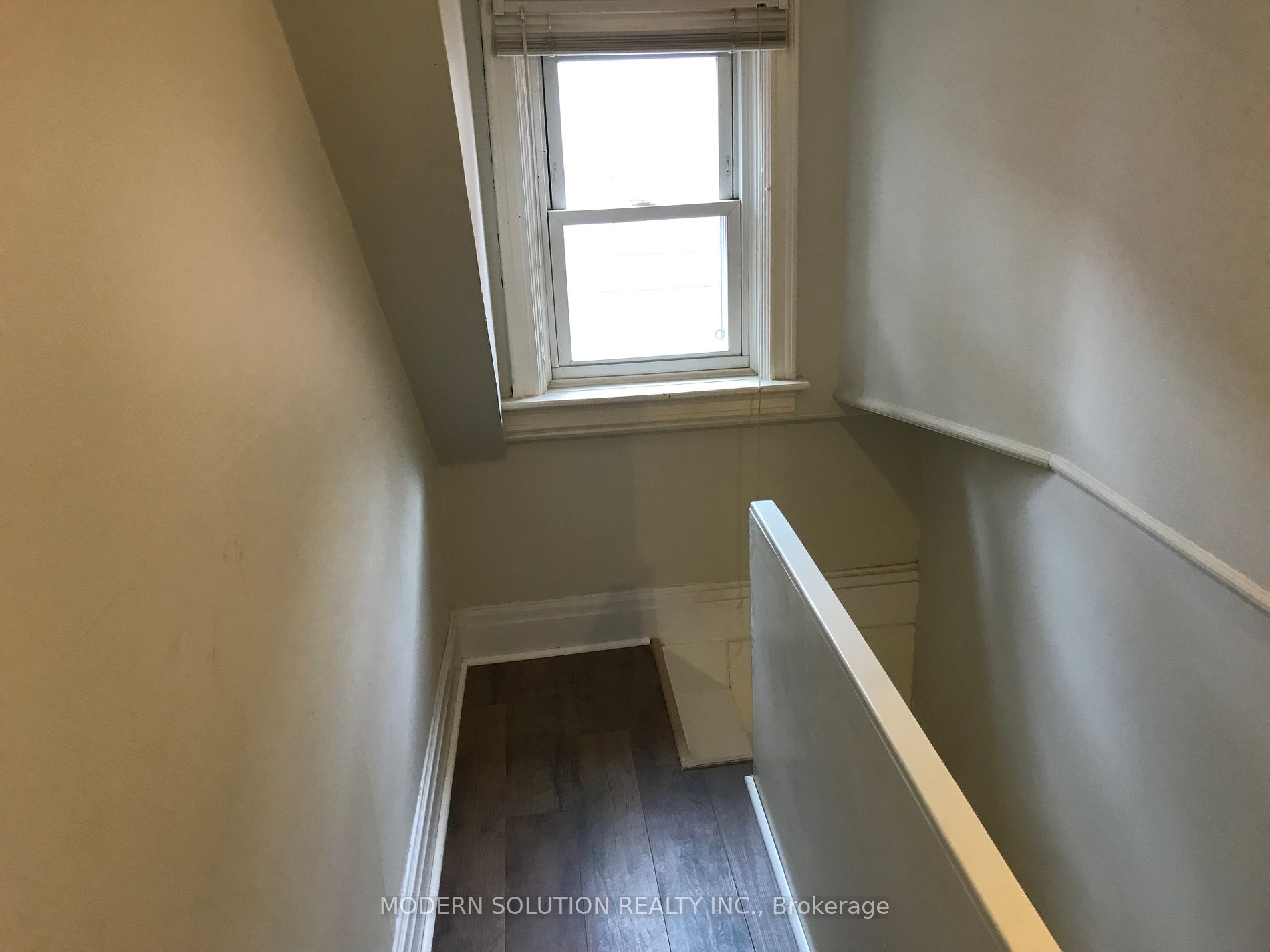 28 Forest Avenue