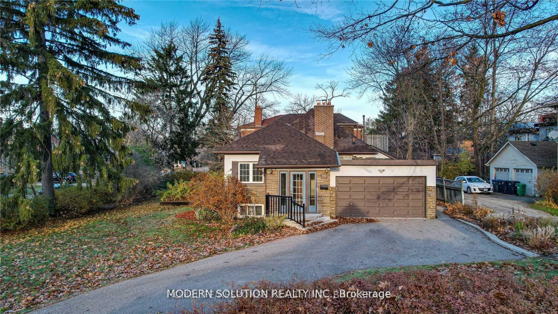 28 Forest Avenue