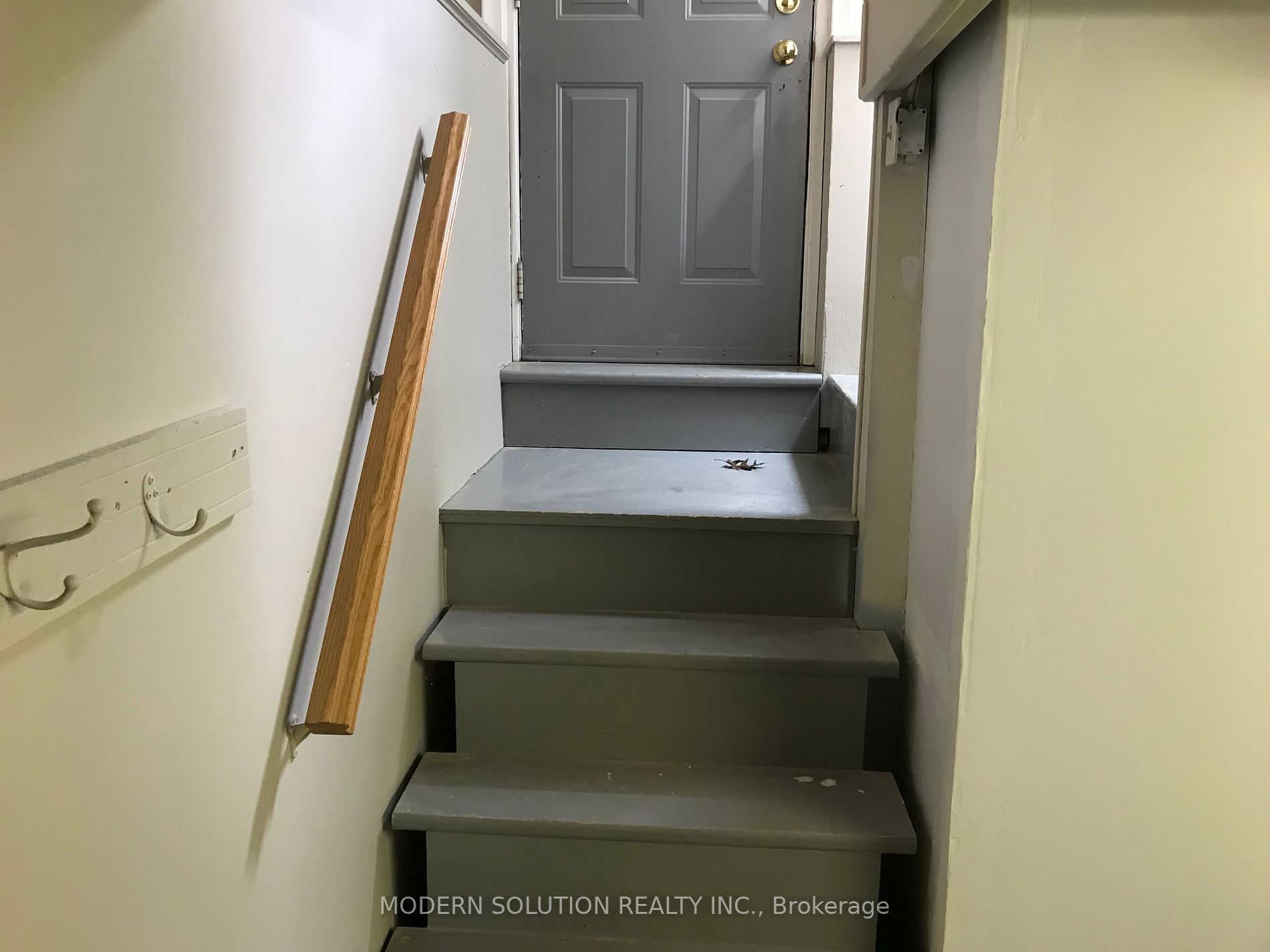 28 Forest Avenue