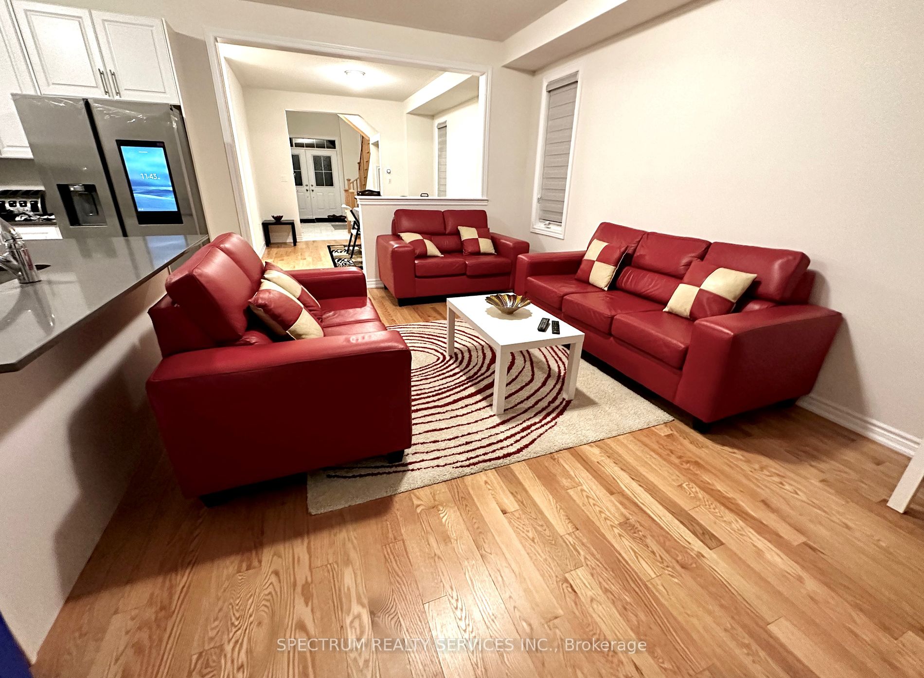 605 Leatherleaf Landing