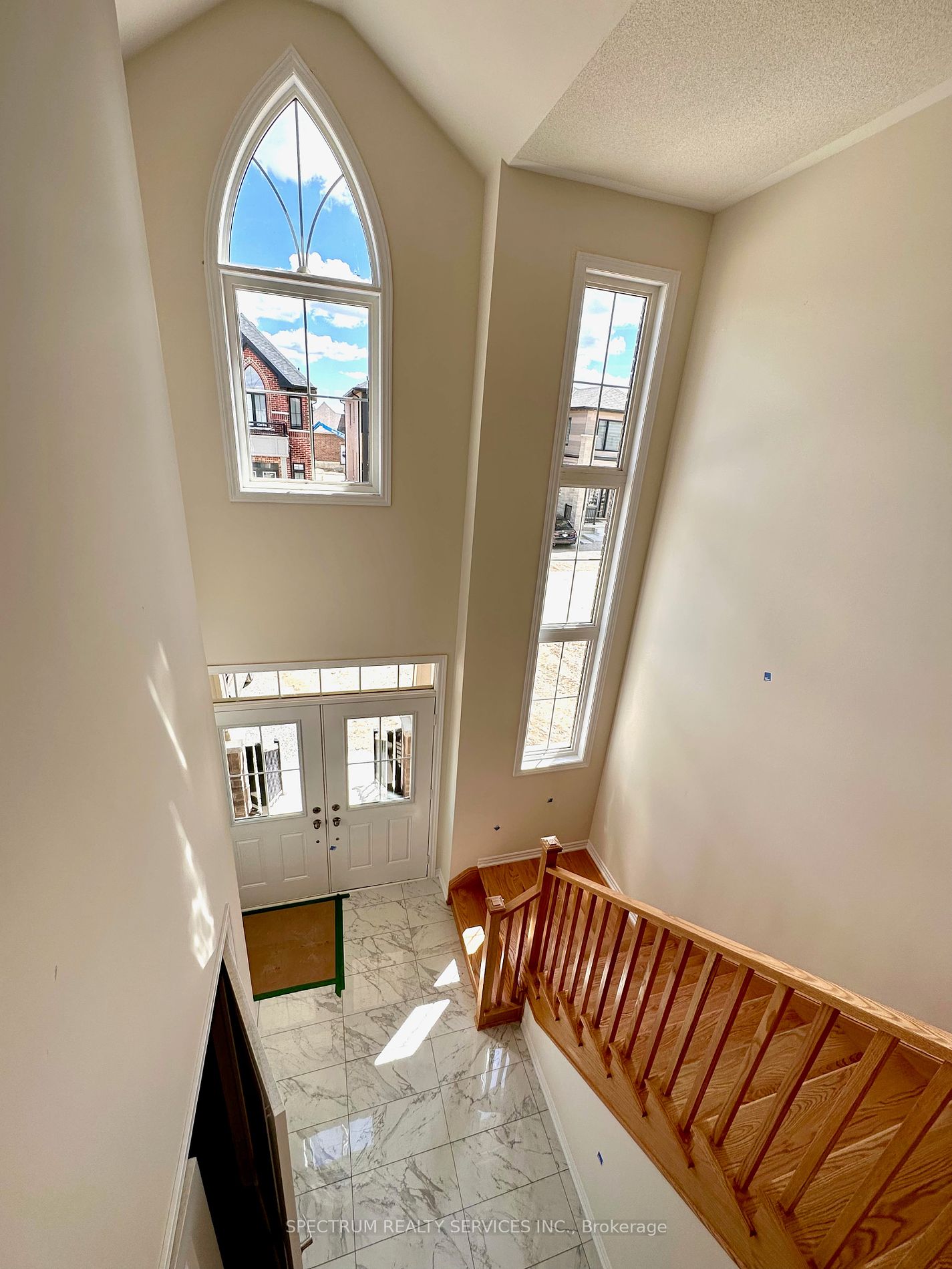 605 Leatherleaf Landing