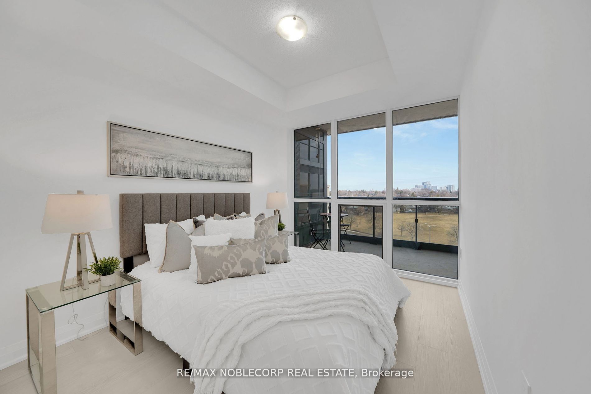 10 Gibbs Road, #717