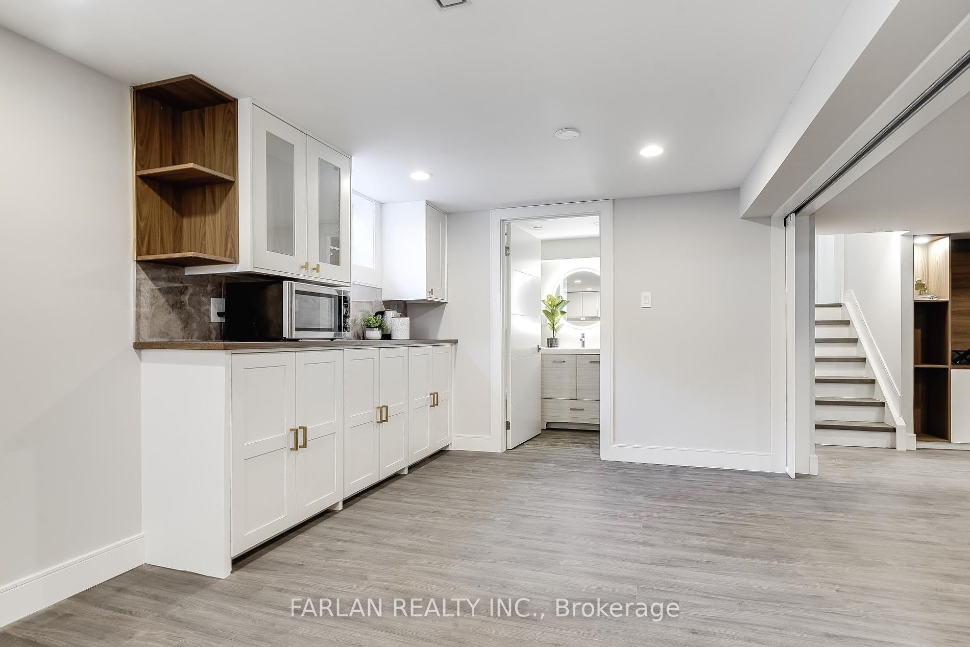 358 Arden Crescent