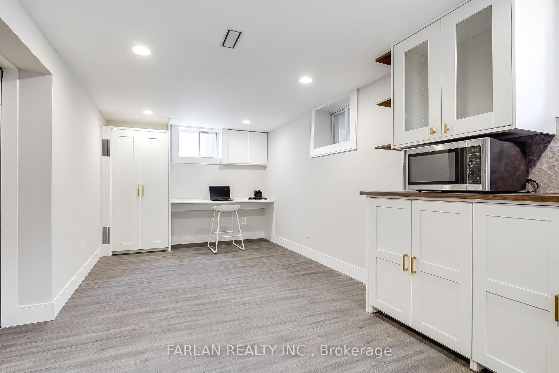 358 Arden Crescent