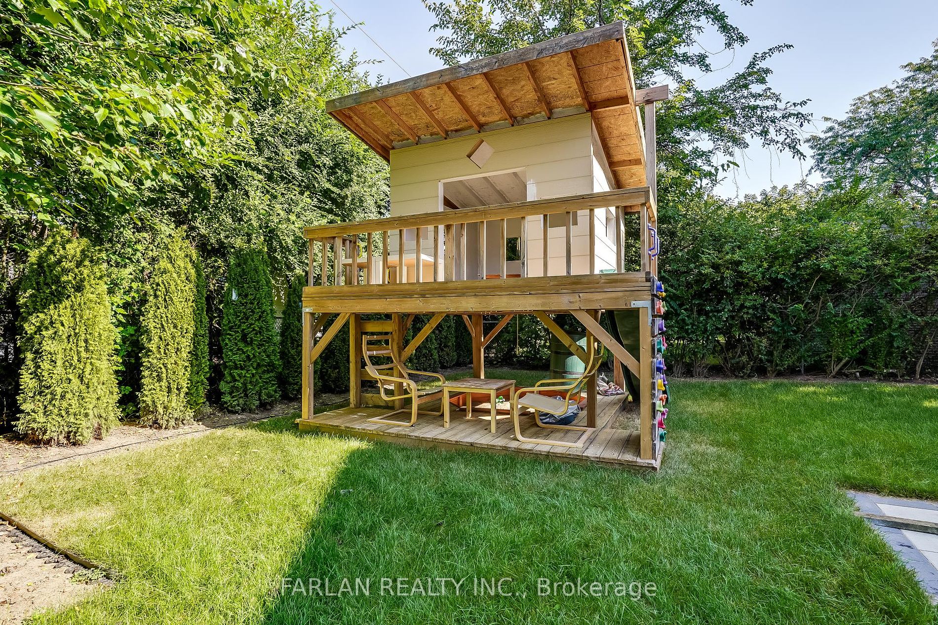 358 Arden Crescent